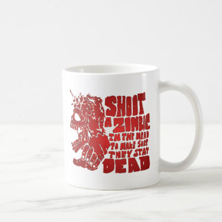 Mug Tirer sur un zombie dans la tête