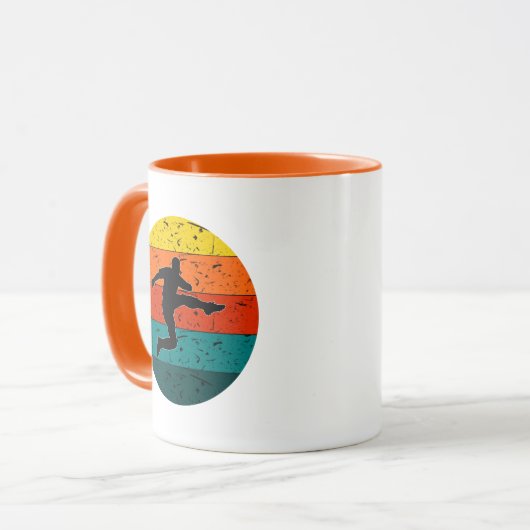 Mug Tireur de football rétro | Couleur rétro simple (Devant gauche)