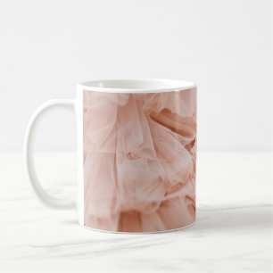 Mug Tissu rose Pastel : Textures Élégantes.