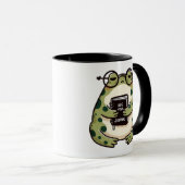 Mug Toad Hugging a Journal - "Hug your Journal" Drôle (Devant droit)