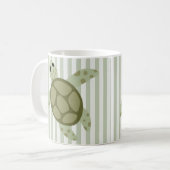 Mug Tortue de mer mignonne sur la rayure verte (Devant gauche)
