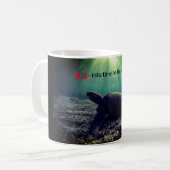 Mug Tortue de mer verte au fond de l'océan (Devant gauche)