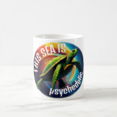 Mug Tortue verte flottant dans l'avion astral (Centre)