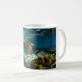 Mug Tortue verte sous l'eau des îles Galapagos (Devant droit)