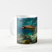 Mug Tortue verte sous l'eau des îles Galapagos (Devant gauche)