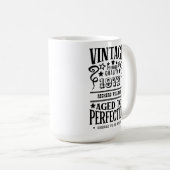 Mug Tout âge Vintage Whiskey thème Anniversaire Cadeau (Devant droit)