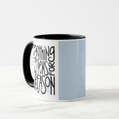 Mug Tout se passe dans la boue (Devant gauche)