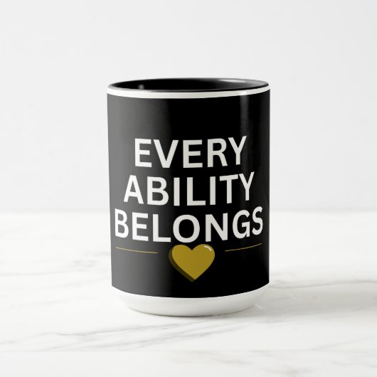 Mug Toute capacité appartient | Cœur inclusif (Centre)