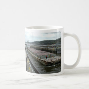 Mug Towboats sur le Mississippi