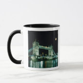 Mug Tower Bridge la nuit, Londres, Angleterre (Gauche)
