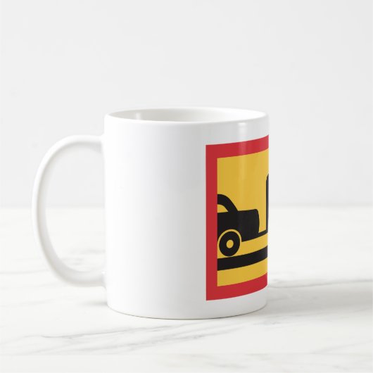 Mug Towing A Caravan (Gauche)