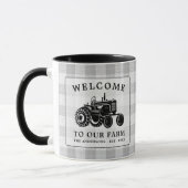 Mug Tracteur de ferme de bienvenue Nom de famille Whit (Gauche)
