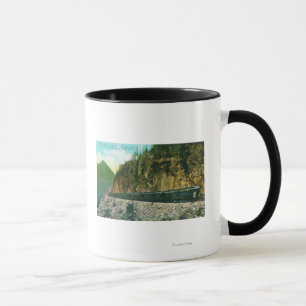 Mug Traînée au nord de point rocheux, de passage bla