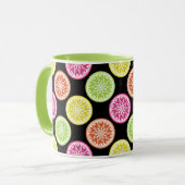 Mug Tranches d'agrumes colorées (Devant gauche)