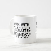 Mug Travail d'équipe Je travaille avec des légendes ab (Devant gauche)