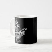 Mug Travail Sur Une Pizza Place (Devant gauche)
