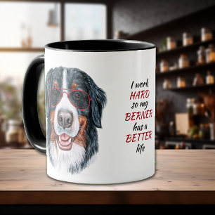 Mug Travailler dur pour mon chien bernois de montagne