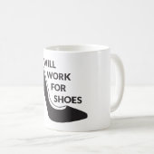 Mug Travaillera pour des chaussures (Devant droit)