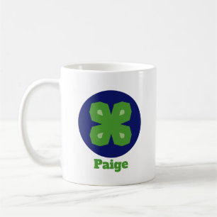 Mug Trèfle stylisé chanceux dans un cercle bleu foncé