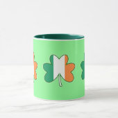 Mug Trèfles de couleur du drapeau irlandais (Centre)