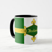 Mug Trèfles verts Irlande, ajoutez monogramme/initiale (Devant gauche)