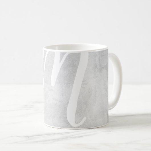 Mug Très grand Monogramme gris Stucco texture image Mu (Devant droit)
