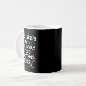 Mug Très Susceptible de Chanter Chaque Chanson de Noël (Devant gauche)