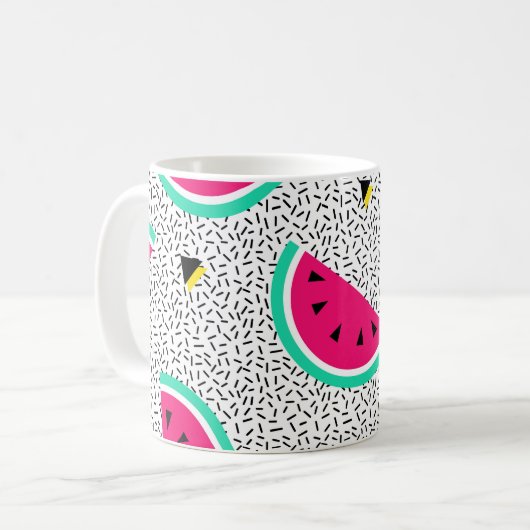 Mug Triangles de pastèque : texture rétro estivale. (Devant gauche)