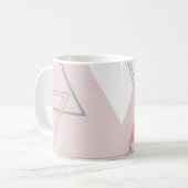 Mug Triangles gris, blanc et rose (Devant gauche)