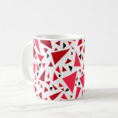 Mug triangles rouges carmin sur fond blanc rétro (Devant gauche)