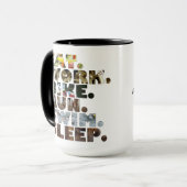 Mug Triathlete mangent la vie quotidienne de sommeil (Devant gauche)