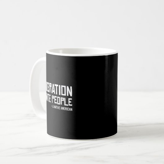 Mug Tribu indienne Immigrants Blancs Autochtones Améri (Devant gauche)