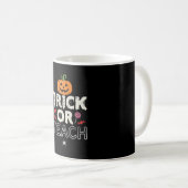 Mug Trick or Teach Halloween Teacher Design (2)_1 (Devant droit)