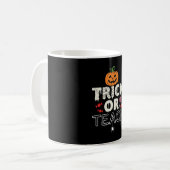 Mug Trick or Teach Halloween Teacher Design (2)_1 (Devant gauche)