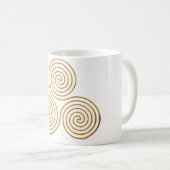 Mug triple spirale celtique - OneLine d'or antique (Devant droit)