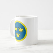 Mug Trois insignes de Suédois de couronnes (Devant gauche)