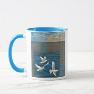 Mug Trois mouettes blanches volant au-dessus de l'eau