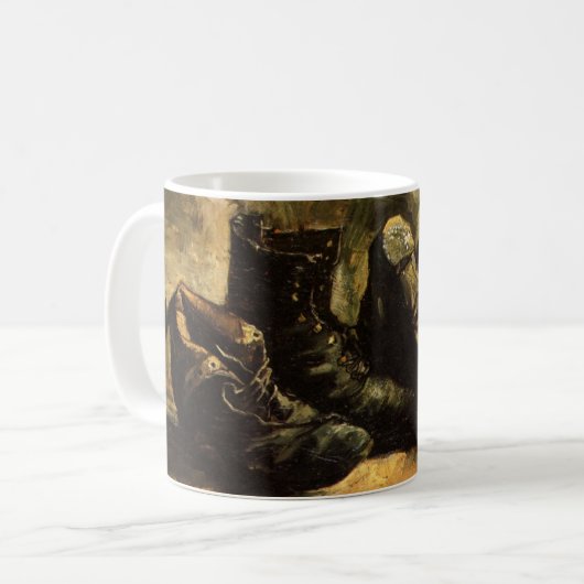 Mug Trois paires de chaussures par Vincent van Gogh (Devant gauche)