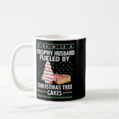 Mug Trophy Husband Fueled By Christmas Tree Cakes Funn (Gauche)