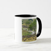 Mug Troupeau massif de gnous pendant la migration, (Devant droit)