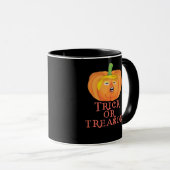 Mug Trucs Ou Trahison Halloween Impeach Trumpkin Desig (Devant droit)