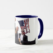 Mug Trump 2024 : Lutte pour l'Amérique (Devant droit)