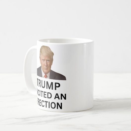Mug Trump a provoqué une érection (Devant gauche)