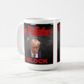 Mug Trump Booking Fulton County Jail, Le Parrain (Devant gauche)