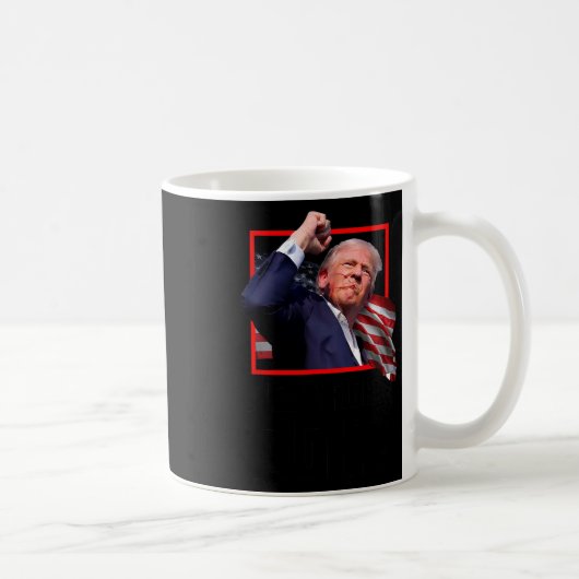 Mug Trump combat les combattants partisans américains (Droite)
