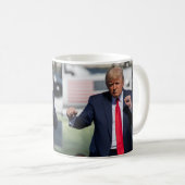 Mug Trump Dance Funny (Devant droit)