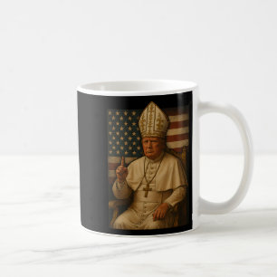 Mug Trump, le pape républicain de l'Eglise du Vatican