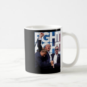 Mug Trump lutte contre Trump pour l'Amérique et pour l