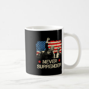 Mug Trump ne cédera jamais le drapeau américain Pennsy