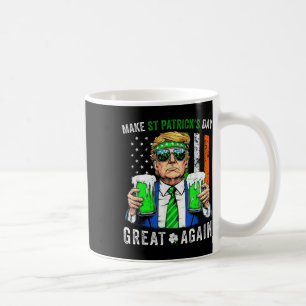 Mug Trump redonne à l'Amérique sa grandeur au Jour de 